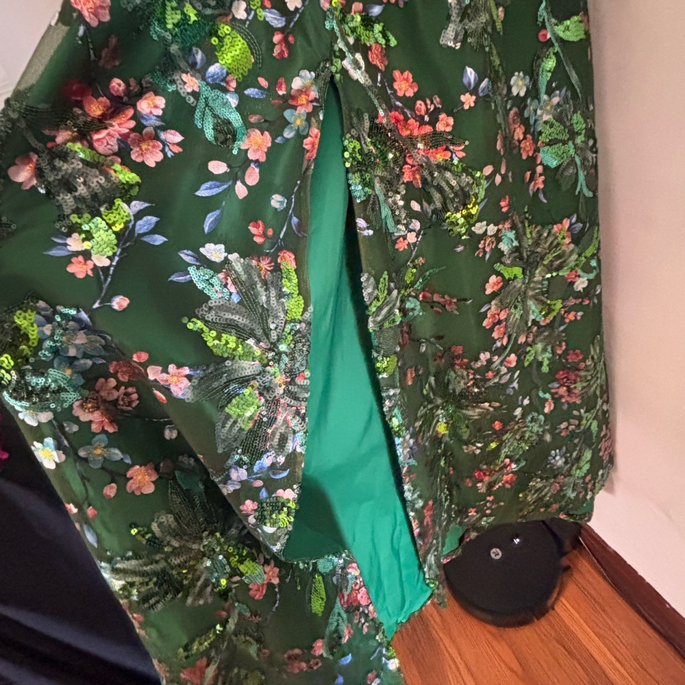 Elegant Floral A-Line halter Gown in Green sequin - Picture 6 of 6